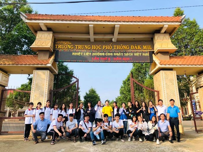 Ảnh Trường THPT Dak Mil 2