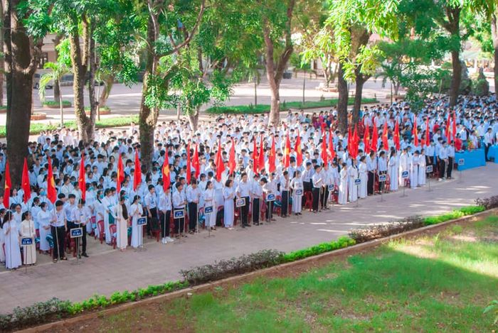 Hình ảnh Trường THPT Vĩnh Linh