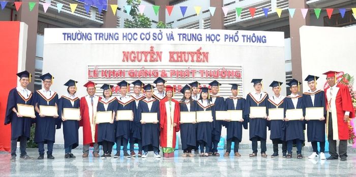 Trường THCS - THPT Nguyễn Khuyến Bình Dương - Hình ảnh 1