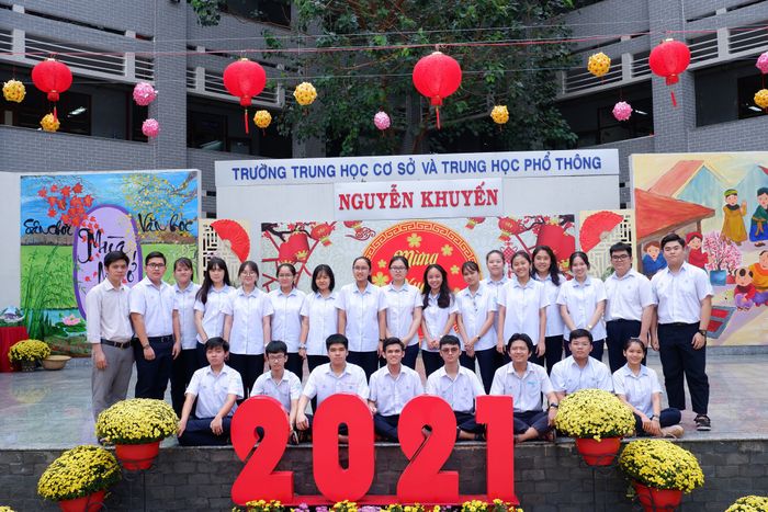 Trường THCS - THPT Nguyễn Khuyến Bình Dương - Hình ảnh 2
