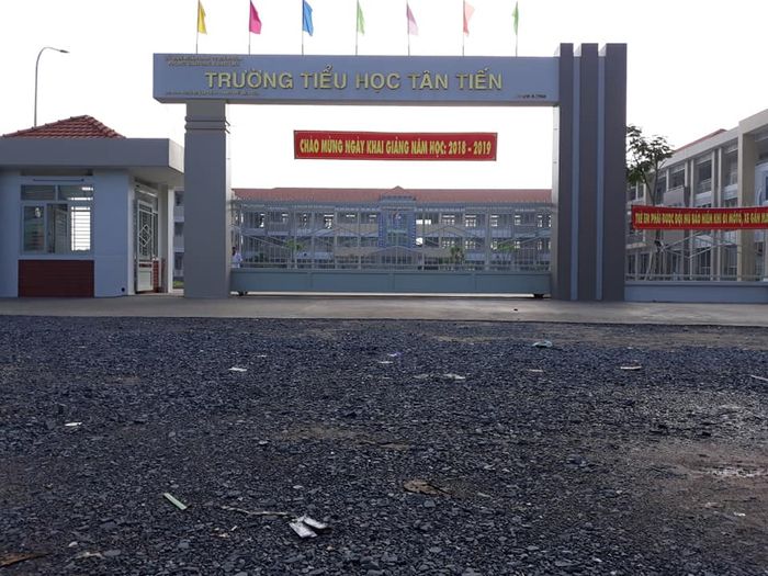 Hình ảnh Trường Tiểu học Tân Tiến 1