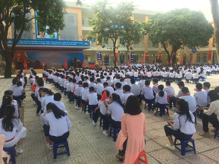 Hình ảnh Trường THCS Lệ Chi 2