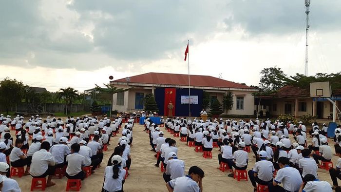 Hình ảnh Trường THCS Nguyễn Đình Chiểu - Ảnh 1