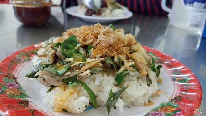 Xôi, Bún măng gà bà Vui - Hình ảnh 2