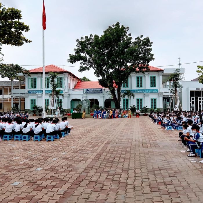 Hình ảnh Trường Tiểu học Nguyễn Du 1