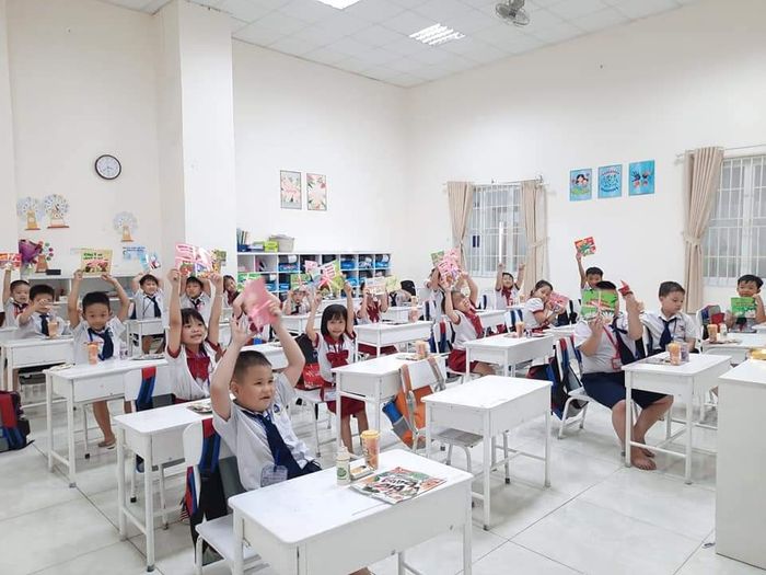 Trường Trung Tiểu Học Việt Anh 2 - Hình ảnh 1