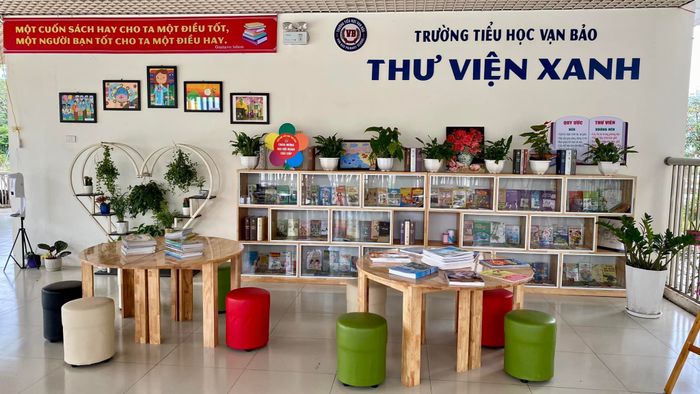 Hình ảnh 1 - Thư viện Trường Tiểu Học Vạn Bảo