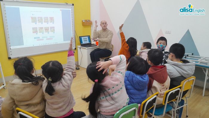 Hình ảnh Alisa English 1
