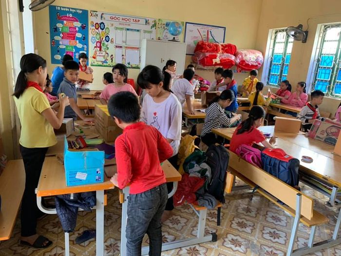 Hình ảnh 2 của Trường Tiểu học & THCS Âu Lâu