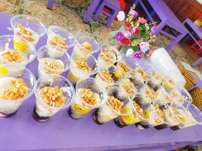 Ảnh 3 của quán Chè Cung Đình Huế tại Nguyễn Văn Cừ, TP Vinh
