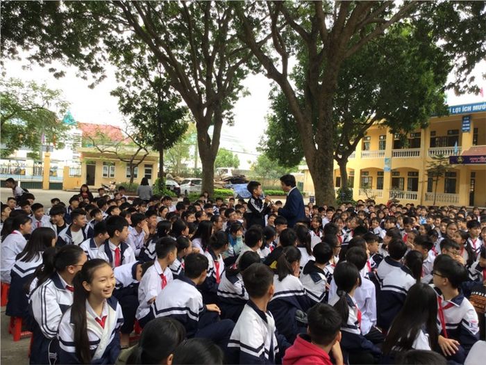 Ảnh 2 về hoạt động ngoài giờ tại Trường THCS Đình Xuyên