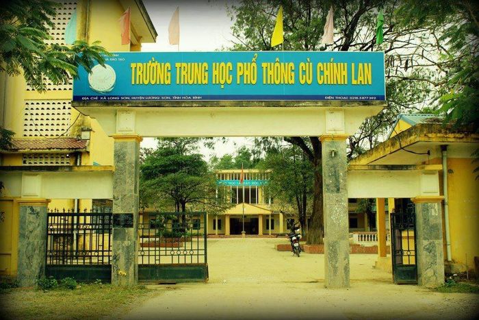 Trường THPT Cù Chính Lan hình 1