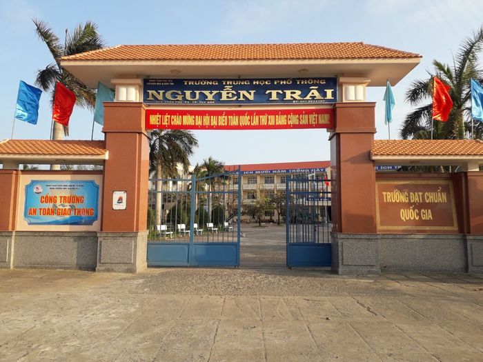 Trường THPT Nguyễn Trãi - Hình ảnh 1