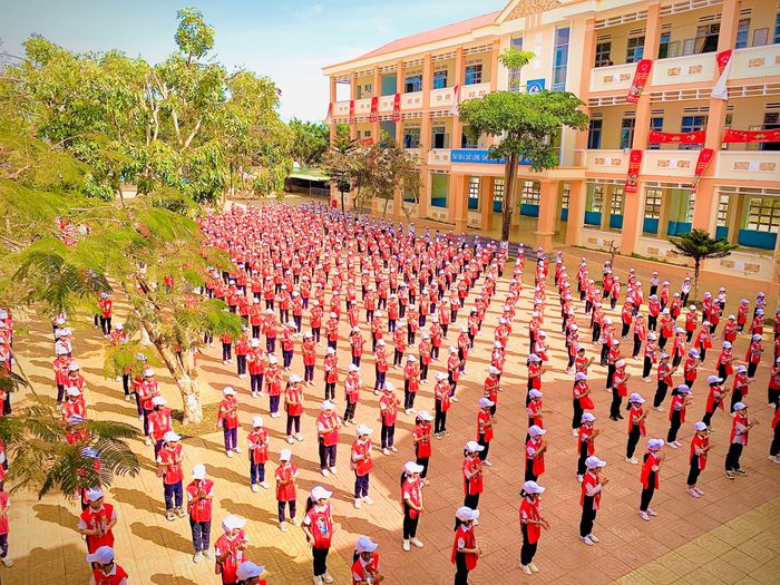 Trường Tiểu học Nguyễn Khuyến ảnh 1