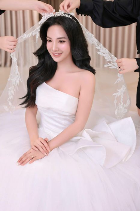 Hình ảnh 2 của Lou Studio - Hạnh Lâm Make up & Academy