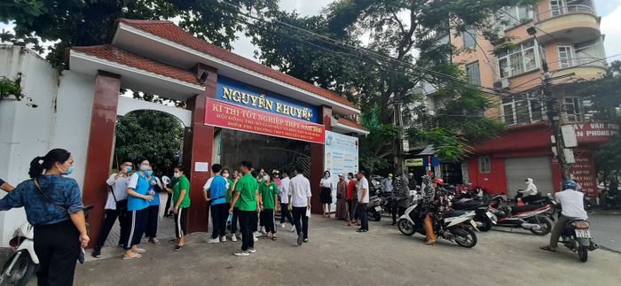Hình ảnh trường THPT Nguyễn Khuyến lần 1