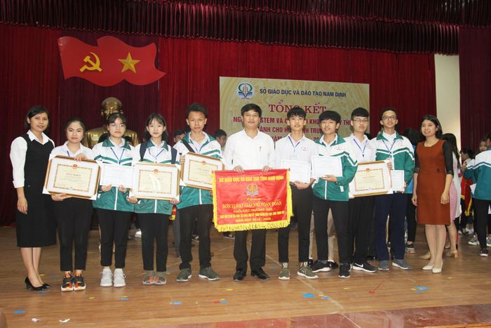 Trường THPT A Hải Hậu - Hình ảnh 2