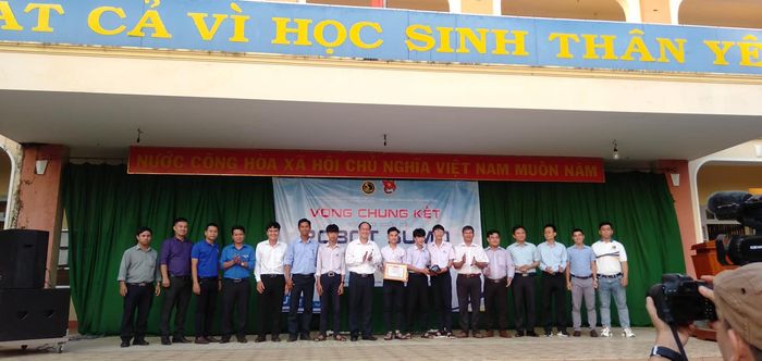 Trường THPT Lê Trung Kiên - Hình ảnh 1