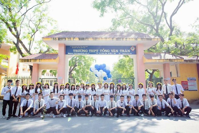 Hình ảnh trường THPT Tống Văn Trân lần 2