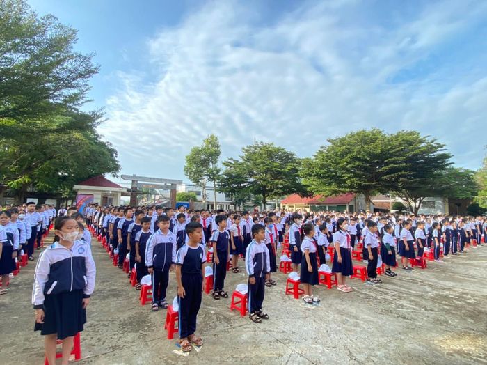 Trường Tiểu Học Nguyễn Thị Minh Khai - Hình ảnh 2