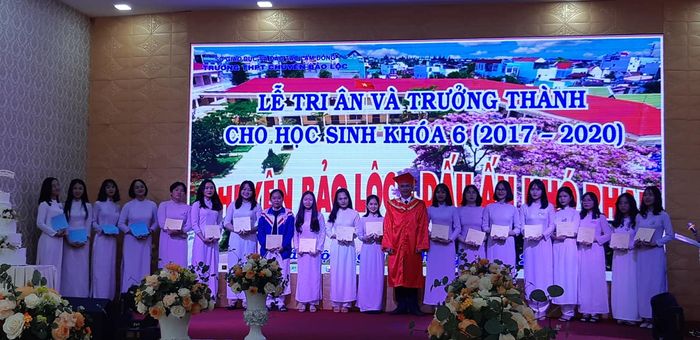 THPT Chuyên Bảo Lộc ảnh 1