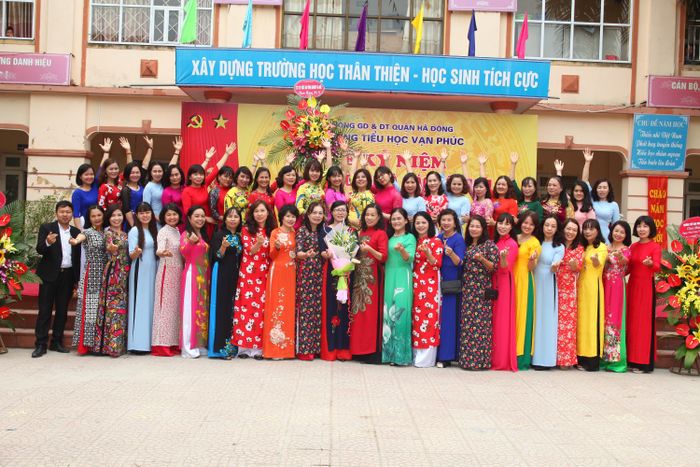 Ảnh 1 của Trường Tiểu học Vạn Phúc