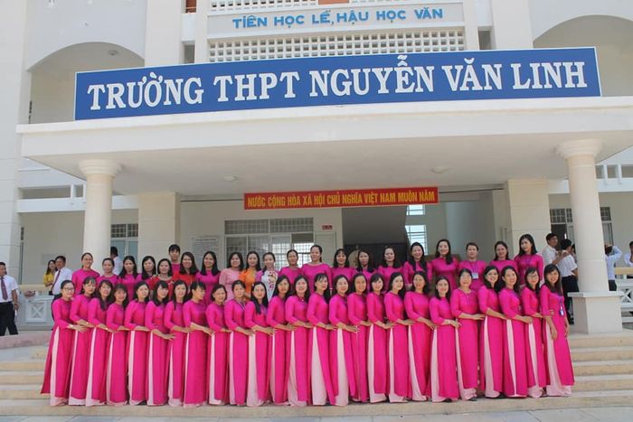 Ảnh 1 của Trường THPT Nguyễn Văn Linh