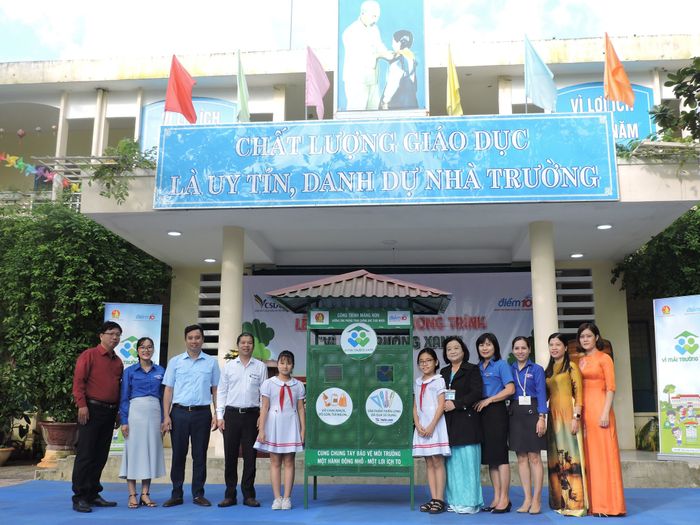Trường Tiểu học Huỳnh Ngọc Huệ - Hình ảnh 2
