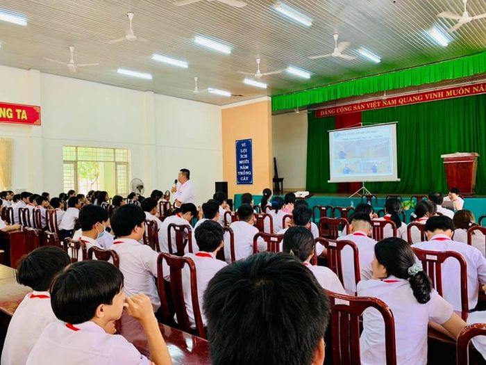 Hình ảnh của Trường THCS Long Toàn 2