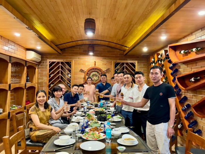 Hình ảnh Nhà hàng Kin Kin Hải Sản 2
