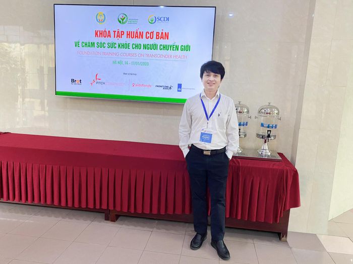 Hình ảnh bác sĩ Nguyễn Văn Phùng 2