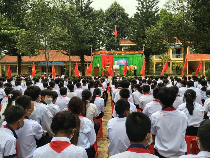 Hình ảnh Trường THCS Hoàng Hoa Thám 1