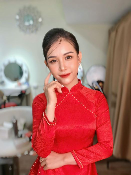 Cửa Hàng Trang Điểm Cao Hong Ngoc Hình Ảnh 1