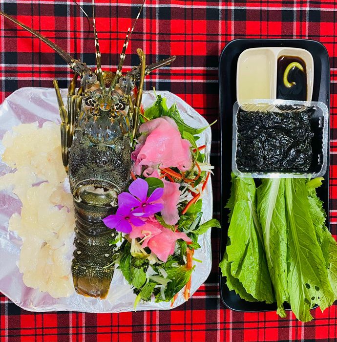 Ảnh 3 của Nhà Hàng Ngẫu Hứng