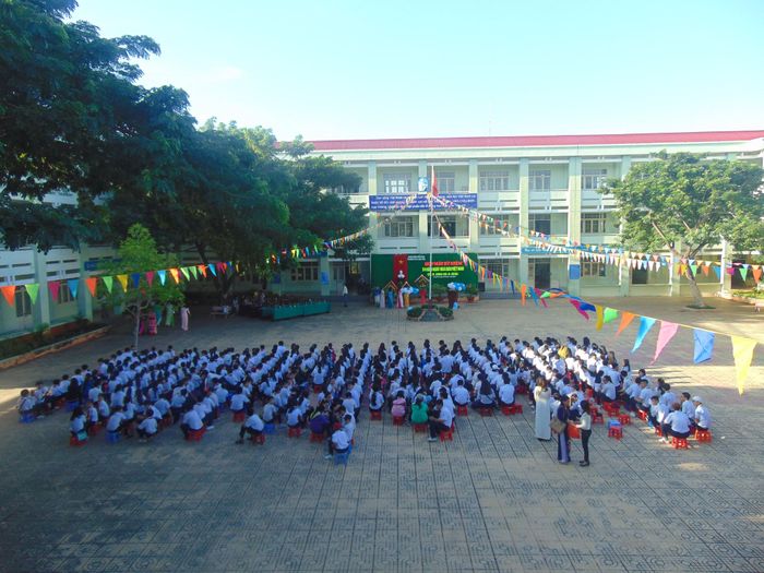 Hình ảnh Trường THCS Long Toàn 1