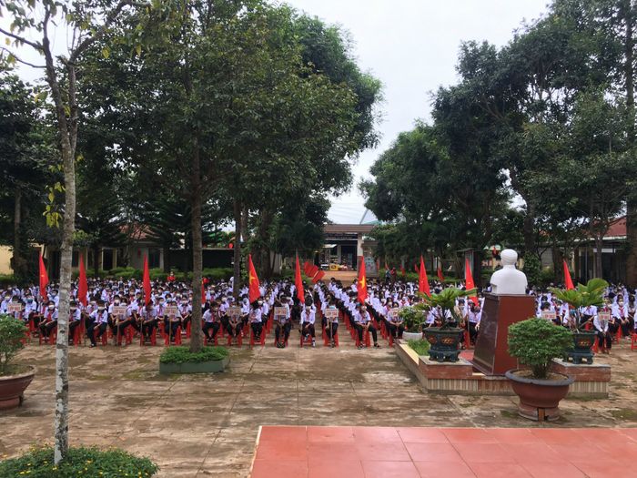 Hình ảnh Trường THCS Hoàng Hoa Thám 2