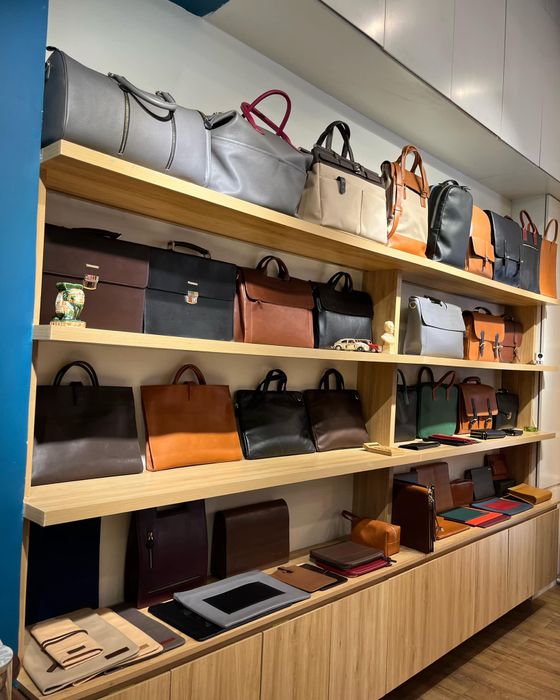 Hình ảnh Cincinati Leather Boutique 2