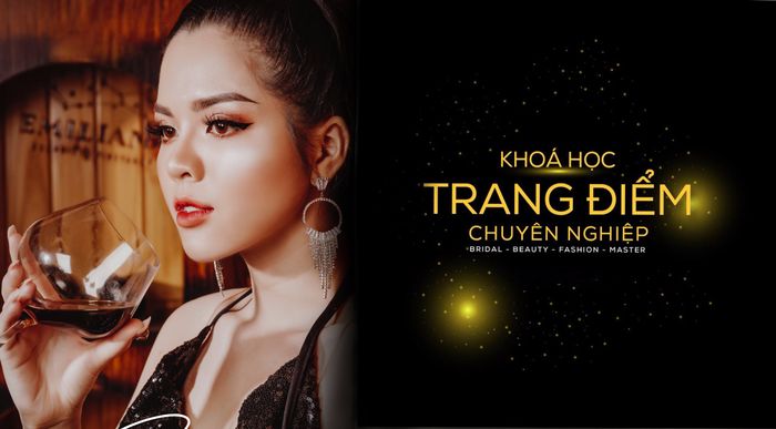 Kim Alice Trang Điểm Hình Ảnh 2