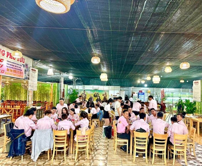 Hình ảnh Nhà hàng Hưng Phú Tửu 1