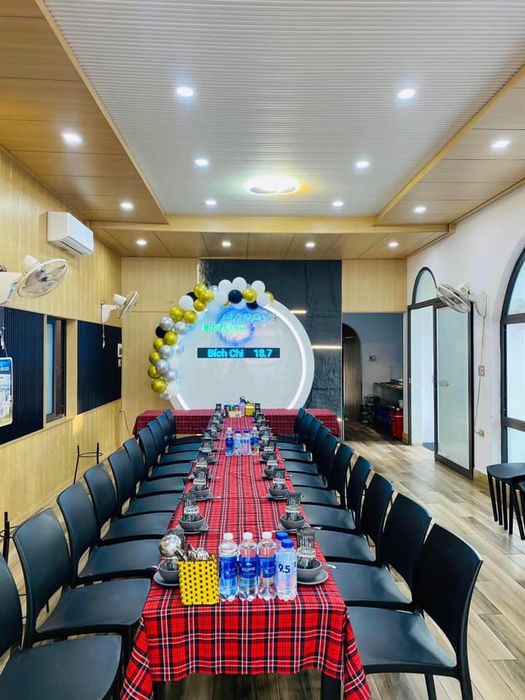 Ảnh 1 của Nhà Hàng Ngẫu Hứng