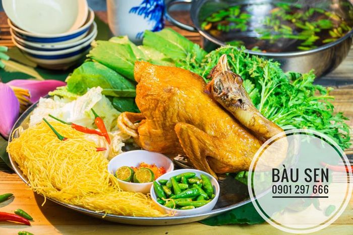 Ảnh 1 của Nhà Hàng Sân Vườn Bàu Sen
