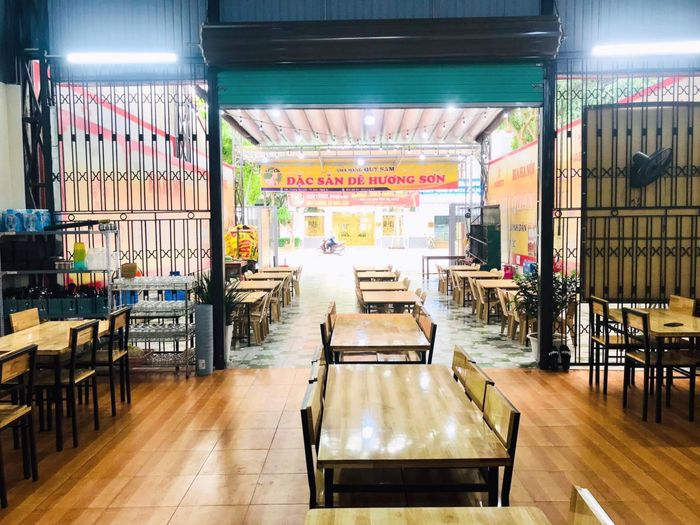 Hình ảnh 3 của Nhà hàng Quý Sâm