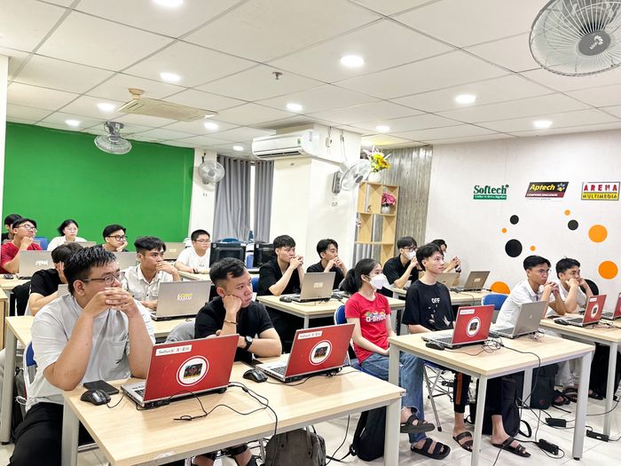 Hình ảnh Softech Aptech 1