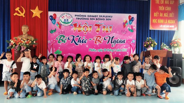 Trường Mầm Non Bông Sen hình 1