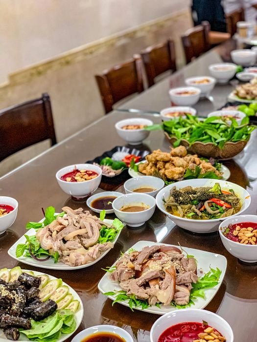 Ảnh 3 của Nhà Hàng Sơn Anh 8