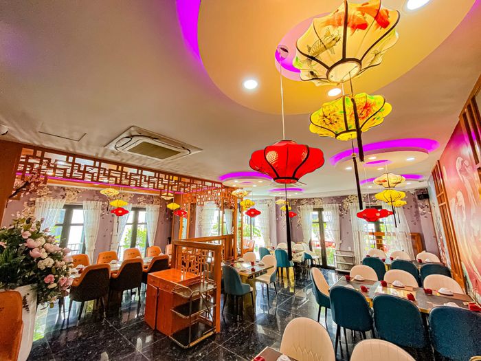 Hình ảnh Nhà Hàng Hoa Việt 3