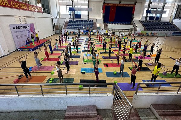 Hình ảnh 2 của CLB Hatha Yoga Phú Yên