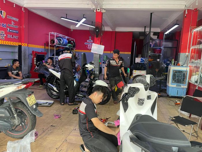 Hình ảnh 1 của Tri Racing Shop