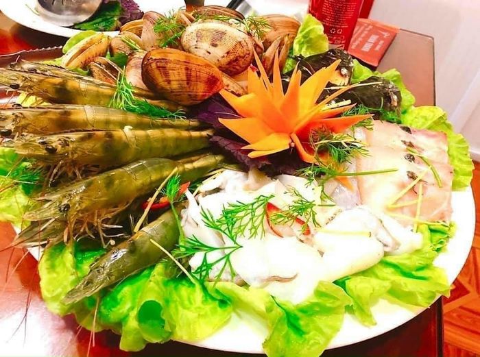 Nhà Hàng Thuận Trang hình 2