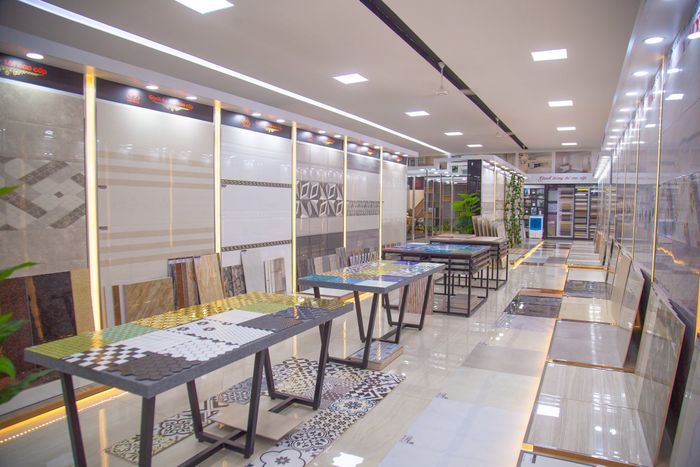 Hình ảnh Showroom Gạch Men Linh Nhơn 2